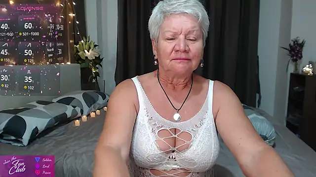 roxana brooks online show from 25, 4, 2026