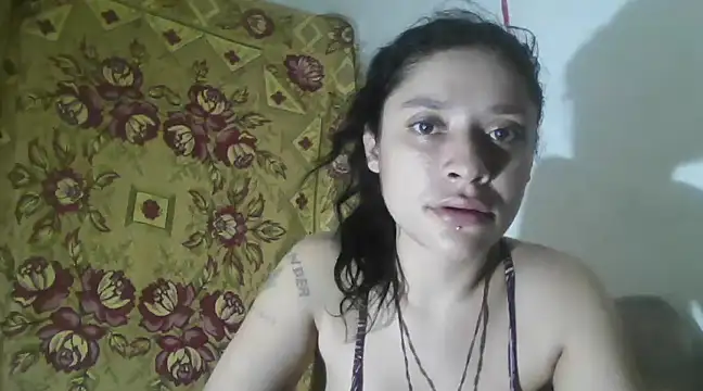 Snapshot of TamaraNauthy chatting on 13, 12, 2024 TamaraNauthy online show from 13, 12, 2024