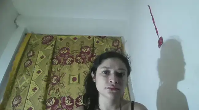 Snapshot of TamaraNauthy chatting on 17, 12, 2024 TamaraNauthy online show from 17, 12, 2024