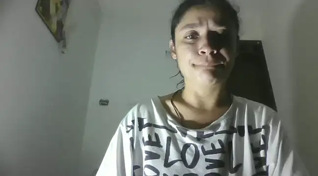 Snapshot of TamaraNauthy chatting on 15, 1, 2025 TamaraNauthy online show from 15, 1, 2025