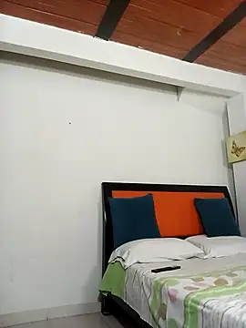 leah passion online show from 18, 10, 2025