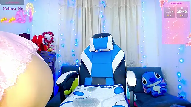 Aleexx    online show from 16, 11, 2025