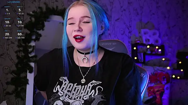 Moon Valkyrie online show from 28, 1, 2025