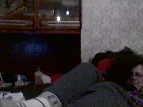 GypsiQueen2 online show from 5, 3, 2025