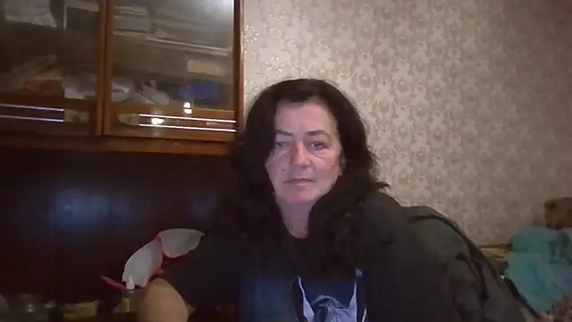 GypsiQueen2 online show from 10, 10, 2025