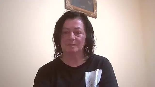 Snapshot of GypsiQueen2 chatting on 29, 4, 2026 GypsiQueen2 online show from 29, 4, 2026
