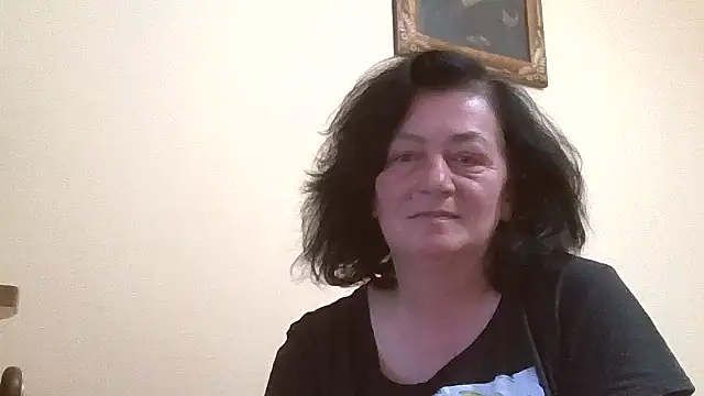 Snapshot of GypsiQueen2 chatting on 2, 5, 2026 GypsiQueen2 online show from 2, 5, 2026