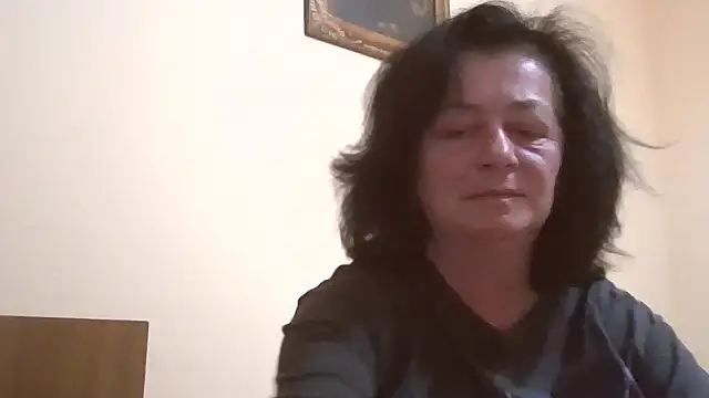 Snapshot of GypsiQueen2 chatting on 22, 5, 2026 GypsiQueen2 online show from 22, 5, 2026