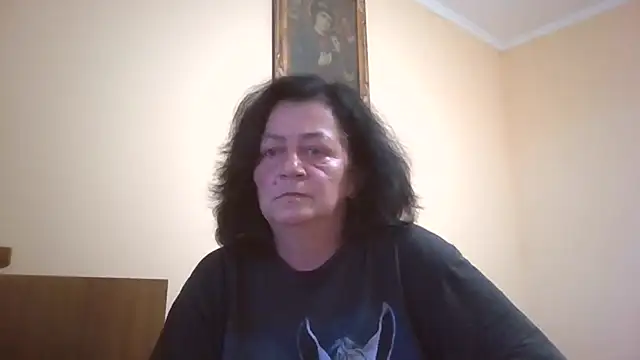 Snapshot of GypsiQueen2 chatting on 10, 6, 2026 GypsiQueen2 online show from 10, 6, 2026