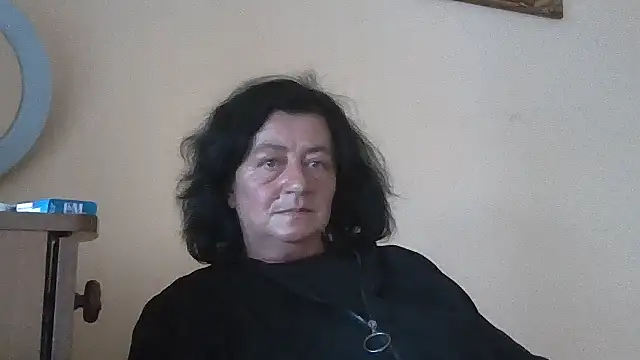 Snapshot of GypsiQueen2 chatting on 13, 6, 2026 GypsiQueen2 online show from 13, 6, 2026