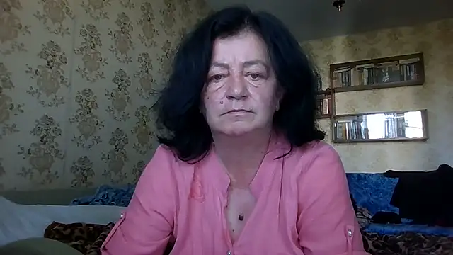 GypsiQueen2 online show from 30, 7, 2026