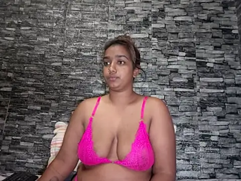 Snapshot of Xindias_fantasyX chatting on 16, 2, 2026 Xindias fantasyX online show from 16, 2, 2026