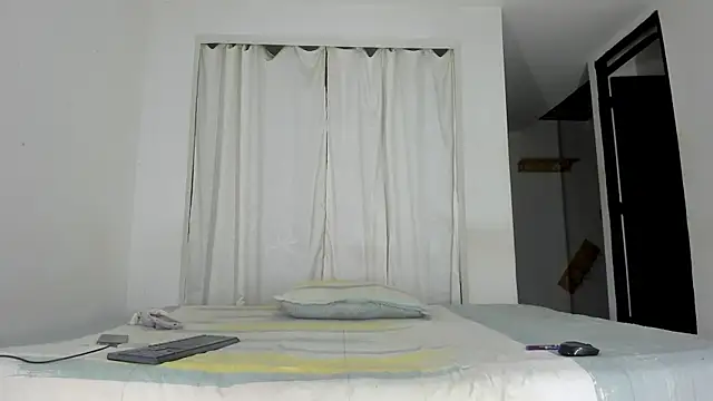 Snapshot of Fairycandyx chatting on 11, 6, 2026 Fairycandyx online show from 11, 6, 2026