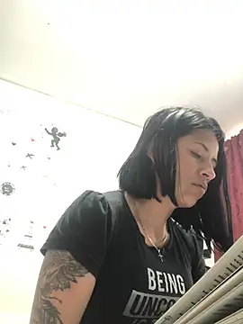 sharoon cheerry online show from 20, 2, 2025