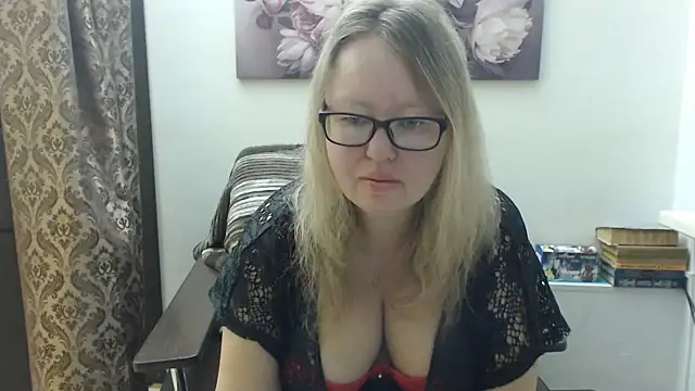 Snapshot of Ivanka_sss chatting on 14, 3, 2026 Ivanka sss online show from 14, 3, 2026