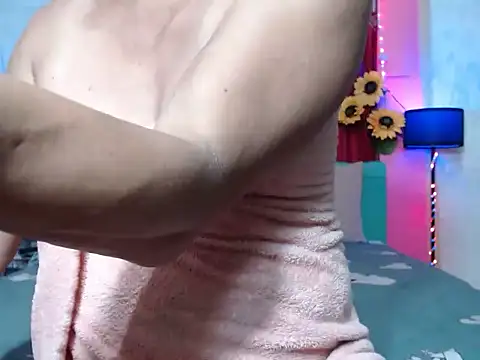 UrAsianPrincessDanie online show from 21, 4, 2026