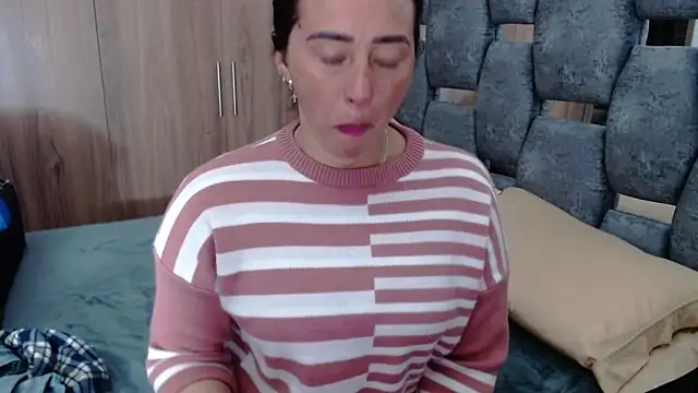 sara hott 1 online show from 19, 2, 2025