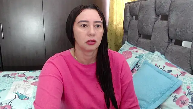 Snapshot of sara_hott_1 chatting on 16, 6, 2026 sara hott 1 online show from 16, 6, 2026