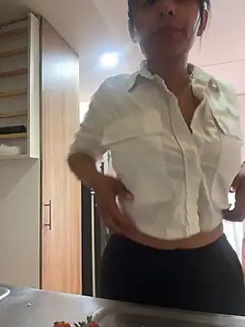 J loren online show from 9, 4, 2026