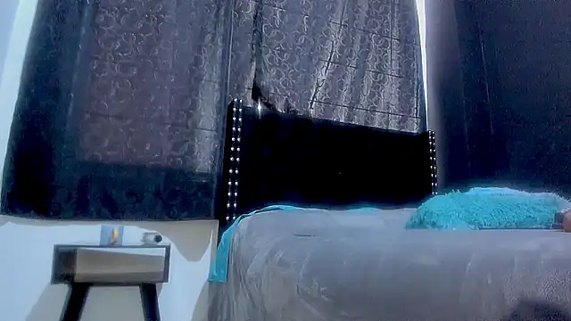 Snapshot of amareto_queen chatting on 4, 10, 2025 amareto queen online show from 4, 10, 2025