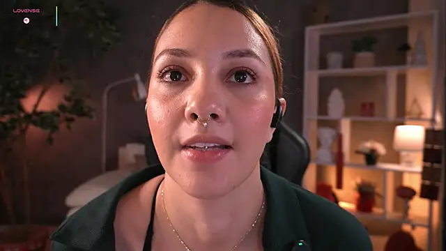 RedJasmine  online show from 2, 4, 2026