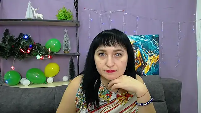 NinaFlawlees online show from 10, 1, 2025