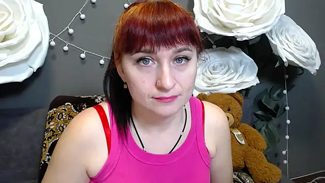 NinaFlawlees online show from 11, 11, 2025