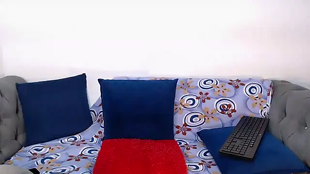 CanndyBrunett online show from 16, 2, 2025