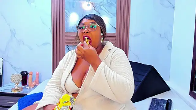 HannyMansonh online show from 19, 1, 2025