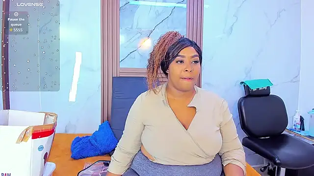 Snapshot of HannyMansonh chatting on 15, 2, 2026 HannyMansonh online show from 15, 2, 2026