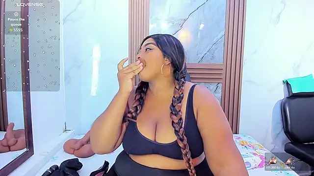 Snapshot of HannyMansonh chatting on 4, 3, 2026 HannyMansonh online show from 4, 3, 2026