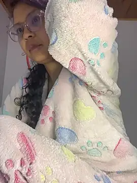 Hathorlove online show from 5, 3, 2025