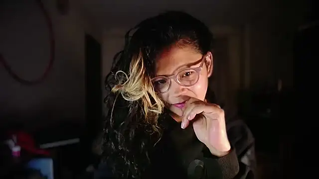 Hathorlove online show from 30, 4, 2026