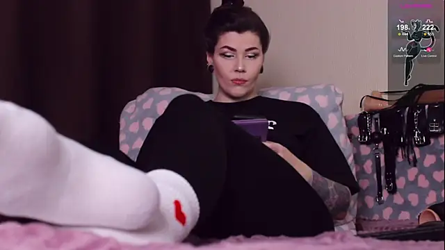 Snapshot of Luna_Blake chatting on 7, 12, 2024 Luna Blake online show from 7, 12, 2024