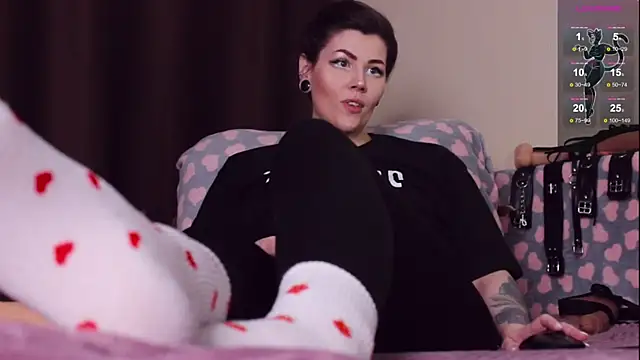 Snapshot of Luna_Blake chatting on 25, 12, 2024 Luna Blake online show from 25, 12, 2024