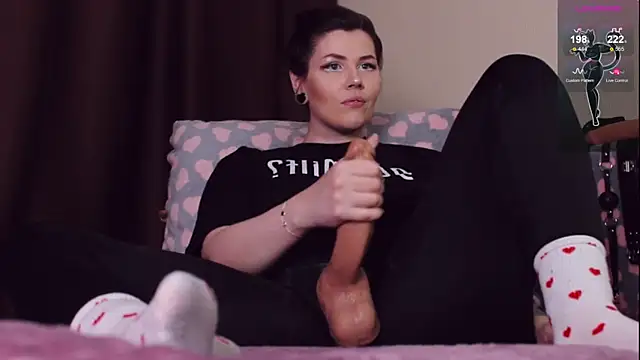 Snapshot of Luna_Blake chatting on 9, 1, 2025 Luna Blake online show from 9, 1, 2025