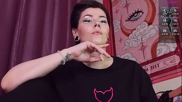 Snapshot of Luna_Blake chatting on 15, 2, 2025 Luna Blake online show from 15, 2, 2025