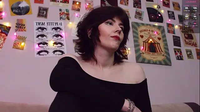 Snapshot of Luna_Blake chatting on 18, 3, 2026 Luna Blake online show from 18, 3, 2026