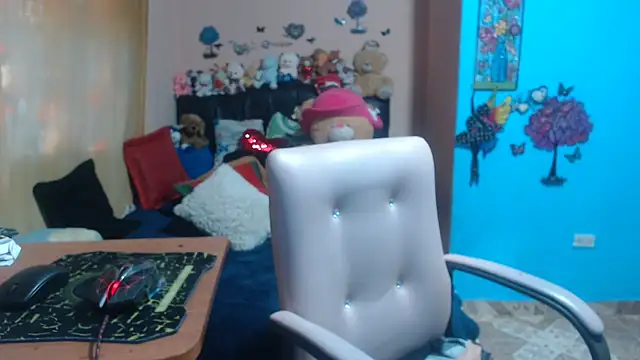 milfeddy  online show from 6, 10, 2025