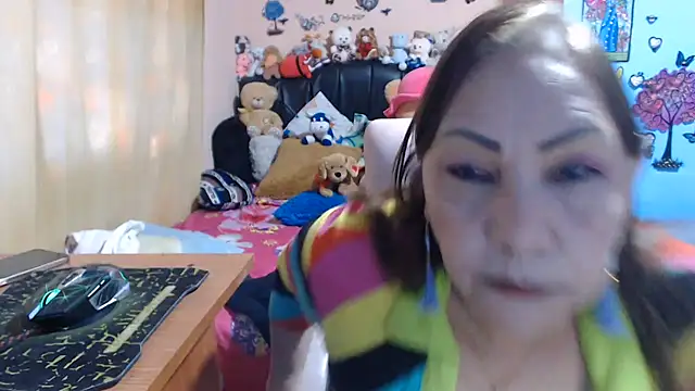 milfeddy  online show from 8, 6, 2026