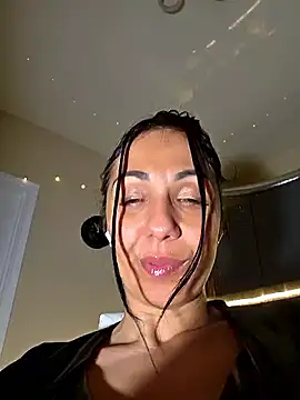 LeticiaWoods online show from 27, 4, 2026