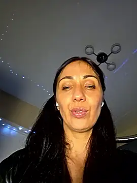Snapshot of LeticiaWoods chatting on 22, 6, 2026 LeticiaWoods online show from 22, 6, 2026