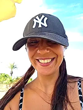 Snapshot of LeticiaWoods chatting on 6, 7, 2026 LeticiaWoods online show from 6, 7, 2026