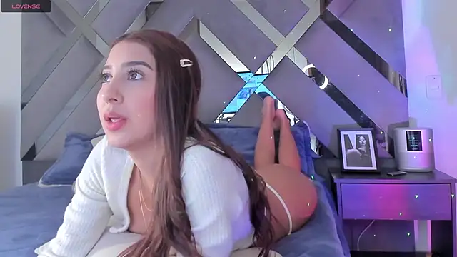 monroeglez5  online show from 19, 2, 2025