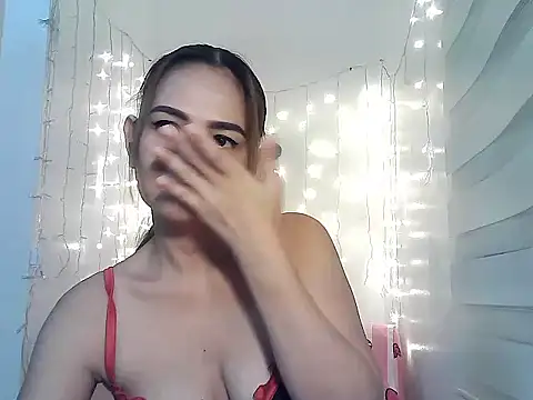 Kisses-13 online show from 17, 12, 2024