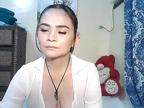 Kisses-13 online show from 15, 11, 2025