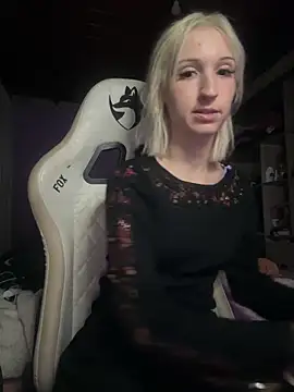 bunnydark00 online show from 23, 6, 2026