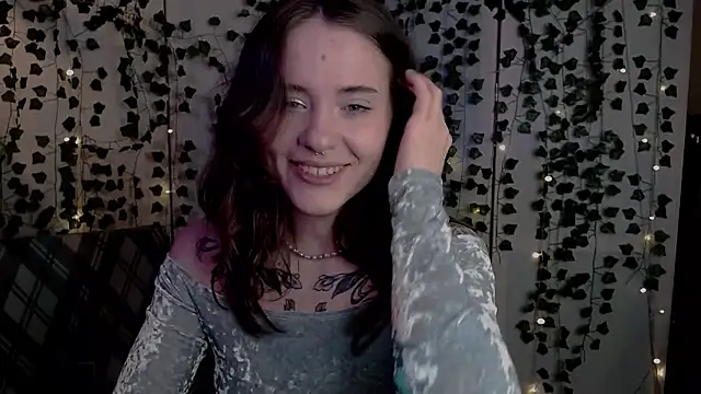 risha laas online show from 30, 4, 2026
