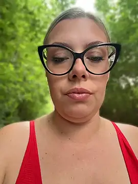 EvaWelly online show from 4, 6, 2026