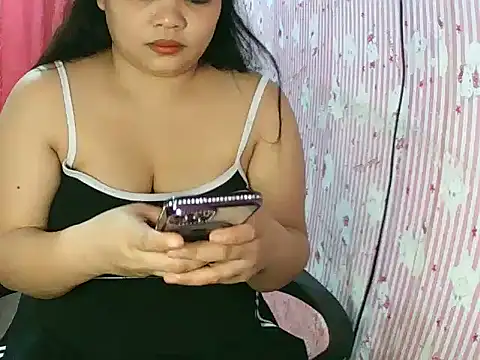 shaira4u online show from 8, 4, 2026